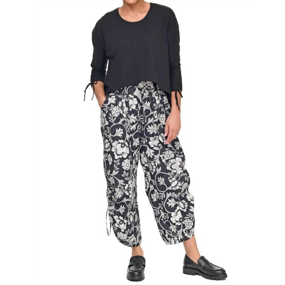 NEW TULIP CLOTHING nova pullover top in black
